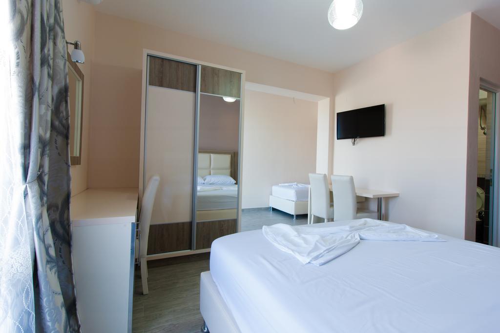 A3 Apartments Улцинь Экстерьер фото